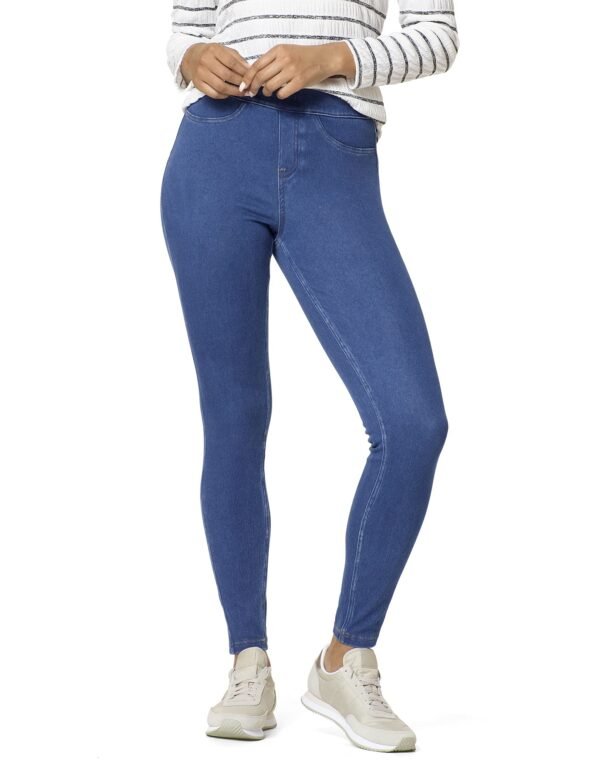Women Curvy Fit Essential Leggings