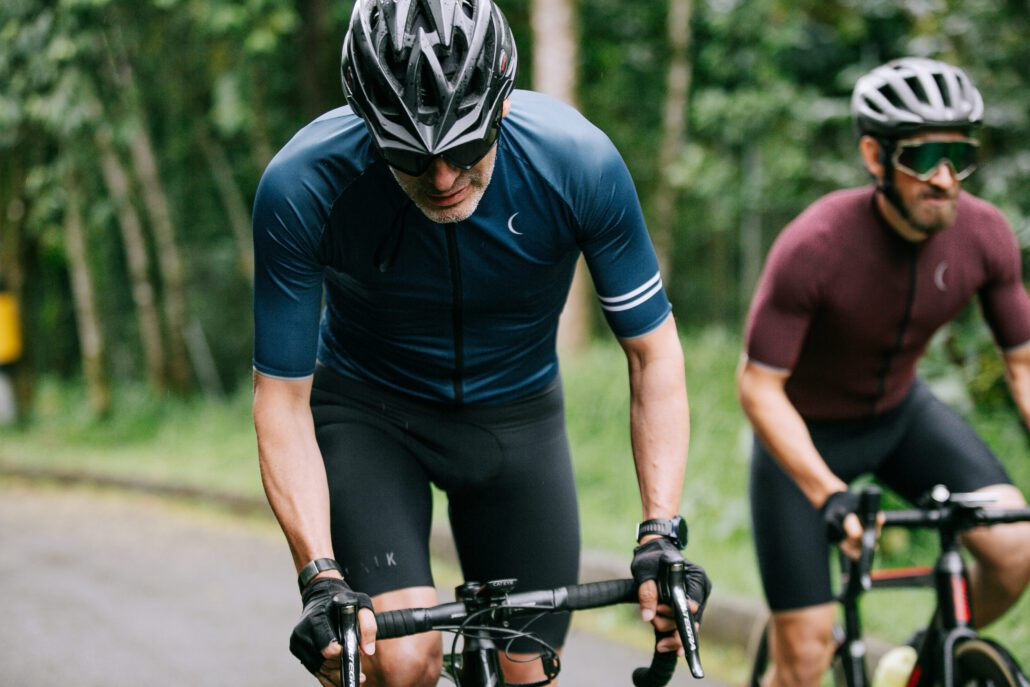 custom cycling clothing